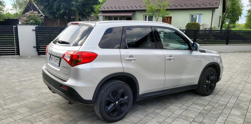 Suzuki Vitara cena 75900 przebieg: 110100, rok produkcji 2019 z Dobiegniew małe 781